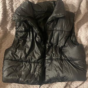 Amazon black puffer vest